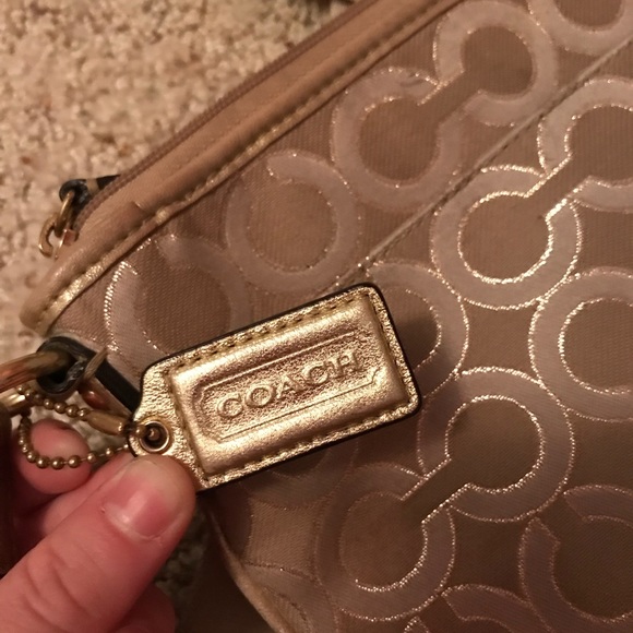 Coach purse - Picture 3 of 4